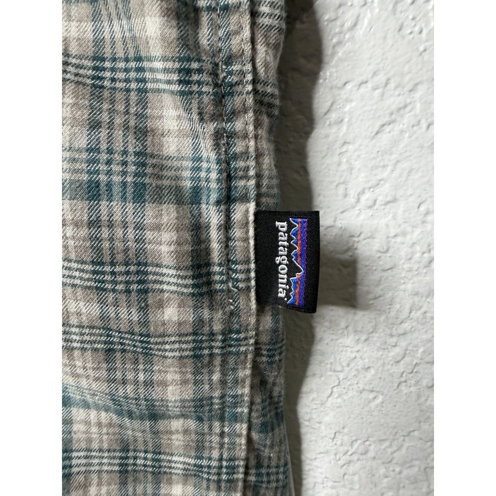 Patagonia Button Down Shirt Mens Sz L Gray Plaid Organic Cotton Outdoor Hiking - Picture 6 of 14